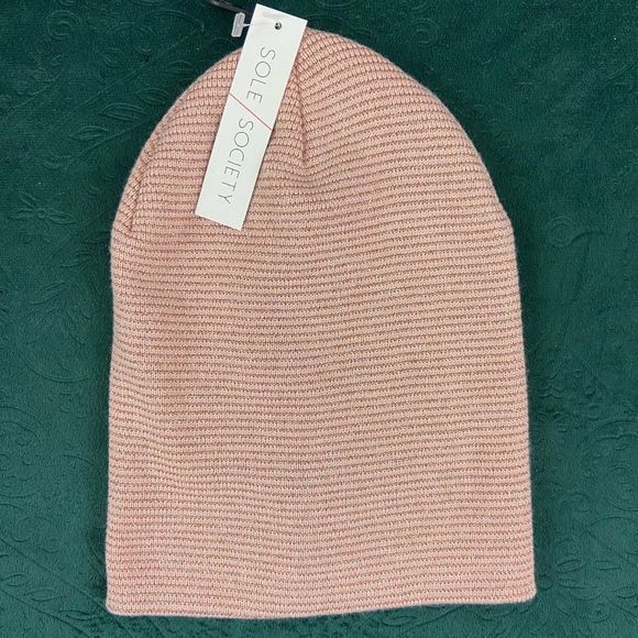 NWT SOLE SOCIETY Pink Rose Metallic Winter Hat - Picture 2 of 5